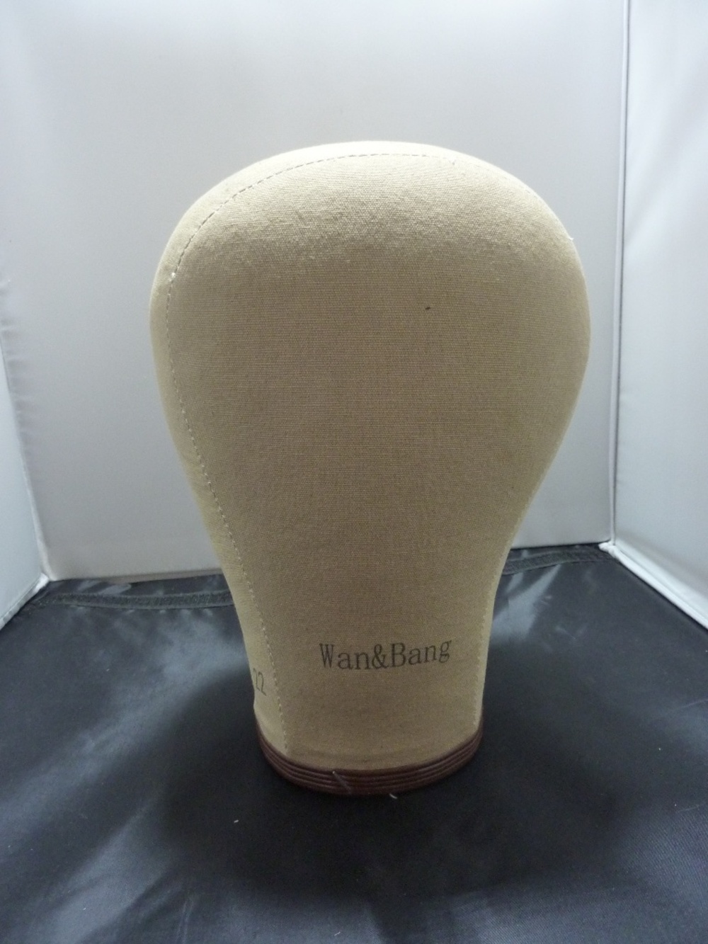 WAN & BANG 22'' BEIGE CORK CANVAS  Mannequin Wig Head  DISPLAY STYLING HEAD